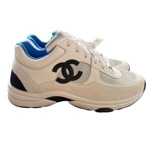Chanel White and Blue Calfskin Leather And Suede CC Sneakers Size 8/39